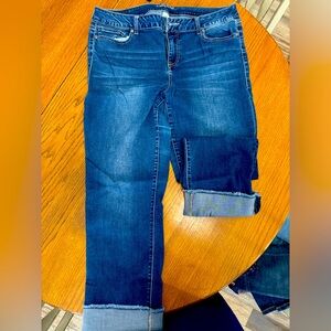 Maurices brand Crop jeans size 15/16